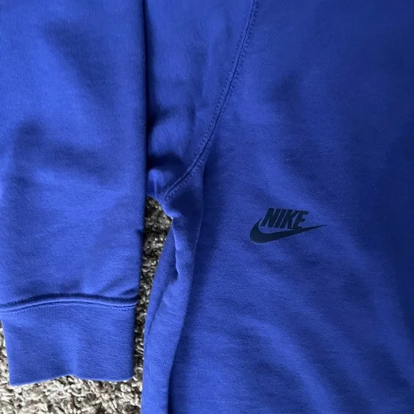 Women’s Nike Colorblock Oversized Dance Crewneck - Picture 5 of 6